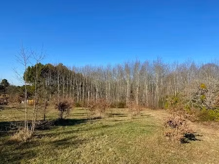 terrain à bâtir de 1509 m² à chalagnac (24)