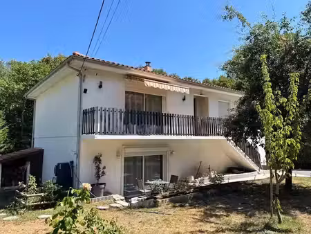 vente maison 6 pièces 178 m² à saint-georges-des-coteaux (17810)  328 000 €