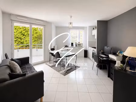 vente appartement 2 pièces 43m2 échirolles 38130 - 109000 € - surface privée