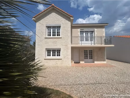 vente maison 9 pièces  158.00m²  machecoul