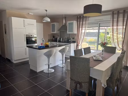 vente maison 4 pièces 81 m² à sainte-anne-d'auray (56400)  344 567 €