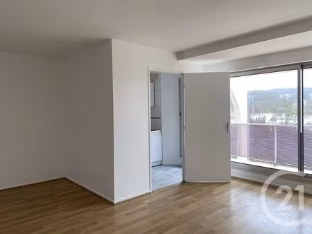 location appartement 1 pièce 34m² avon 77210