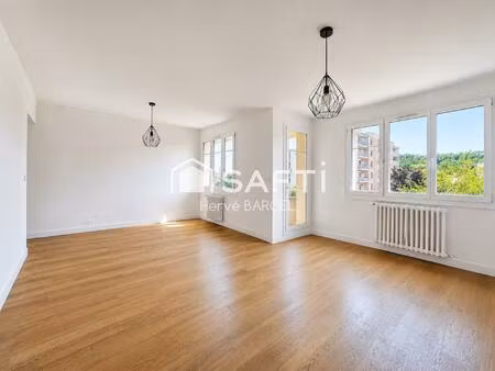 t3 lumineux avec balcon à bourgoin-jallieu