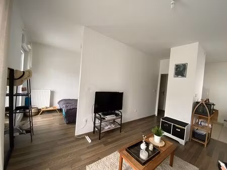 location appartement 1 pièce  34.00m²  nantes