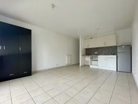 studio - 24/26 rue léon jouhaux grenoble
