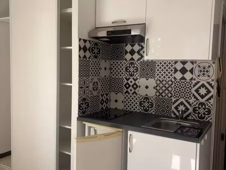 location appartement 1 pièce 18 m² à montpellier (34090)