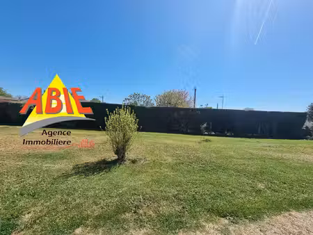 achat terrain 635m² benet 85490