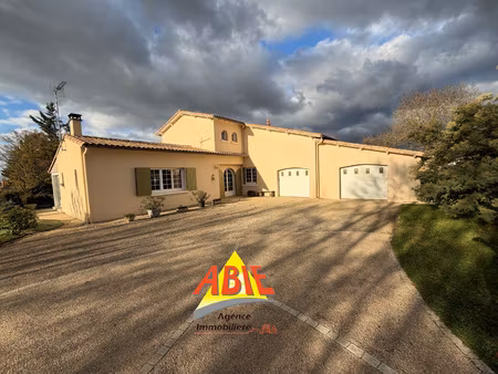 achat maison 7 pièces 156m² benet 85490