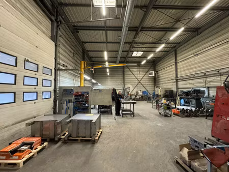 vente commerce 1200 m² saint-paterne-racan (37370)