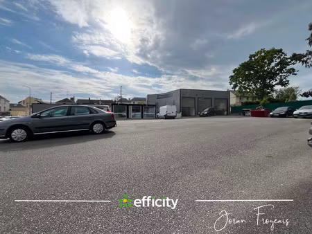 local commercial - 227 m²