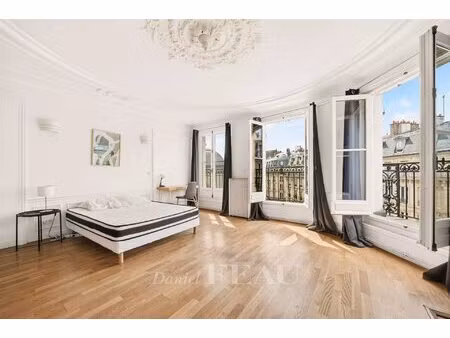 paris 1er - etienne marcel - appartement de 109 m² avec balcon