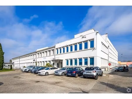 location bureaux 24 m² à 315 m²