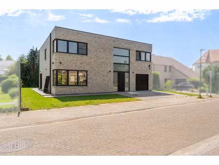 huis te koop in nossegem met 4 slaapkamers