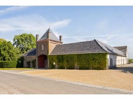 huis te koop in frasnes-lez-anvaing met 7 slaapkamers