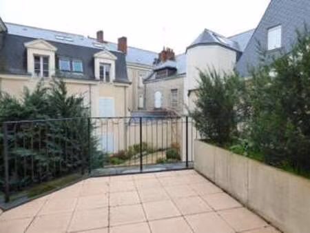 location appartement 2 pièces à angers centre (49000) : à louer 2 pièces / 44m² angers cen