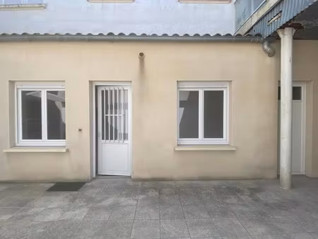 vente appartement 3 pièces 76m2 rochefort 17300 - 169500 € - surface privée