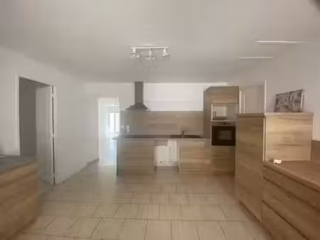 vente appartement rochefort 17300 - - surface privée