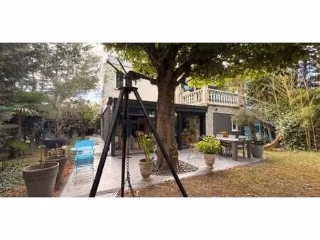 maison avec terrasse la varenne saint hilaire (94)
