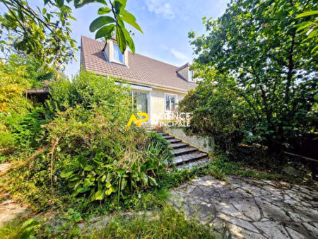 maison 6 pièces 4 chambres + local commercial de 160m² sur les coteaux