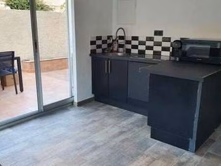 location appartement 2 pièces meublé à sausset-les-pins (13960) : à louer 2 pièces meublé 