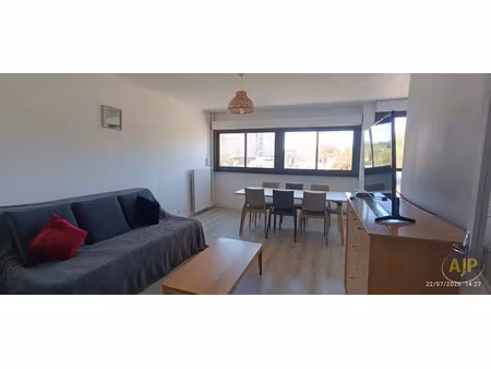 location appartement 4 pièces 85.69 m² à talence (33400)  1 090 €