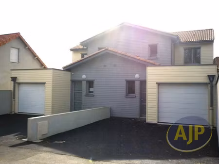 location maison 4 pièces 100.69 m² à mauves-sur-loire (44470)  950 €