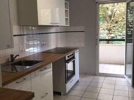 location appartement 2 pièces à bayonne (64100) : à louer 2 pièces / 52m² bayonne