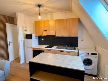location appartement 2 pièces meublé à vierzon (18100) : à louer 2 pièces meublé / 30m² vi