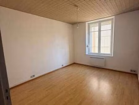 location appartement 2 pièces à remiremont (88200) : à louer 2 pièces / 42m² remiremont
