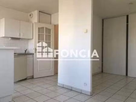 location appartement t1 à rezé (44400) : à louer t1 / 33m² rezé