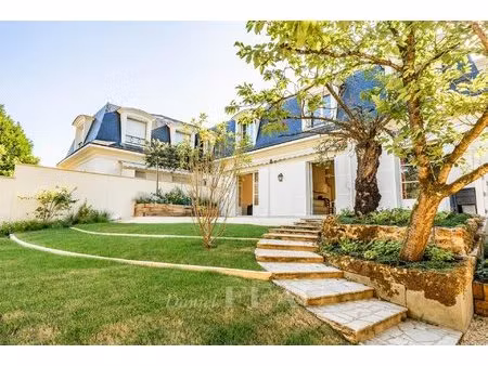 versailles – clagny-glatigny – maison bourgeoise style mansart  4 chambres  jardin de 585.