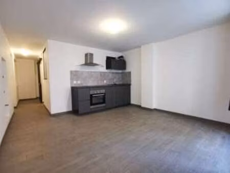 location appartement 2 pièces à bagnols-sur-cèze (30200) : à louer 2 pièces / 34m² bagnols