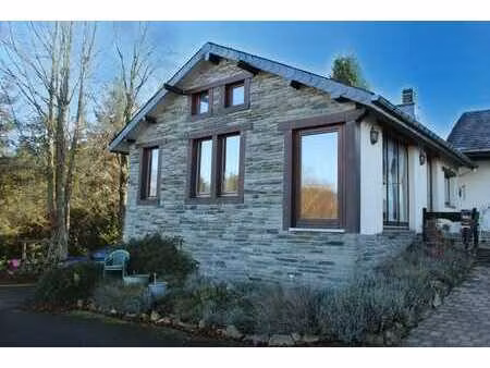 sympathique maison avec grand jardin de plus de 850m²