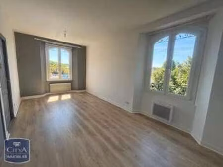 location appartement 3 pièces à fontevraud-l'abbaye (49590) : à louer 3 pièces / 49m² font