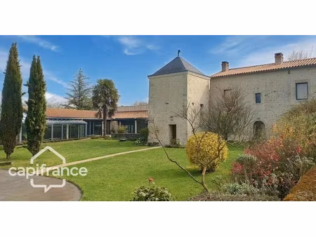 vente maison 12 pièces 291 m² à taize (79100)  530 000 €