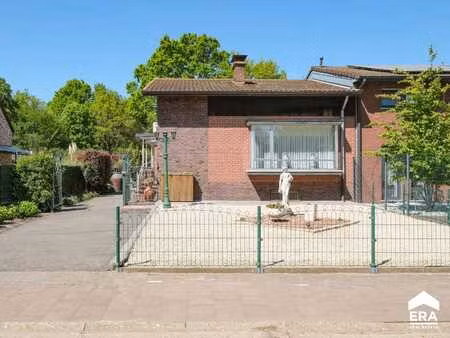 maison semi-ouverte avec jardin à genk