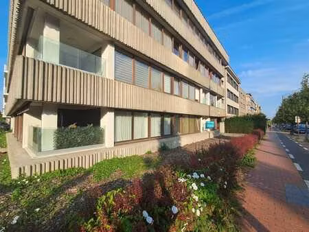 appartement au rez-de-chaussée avec 2 chambres