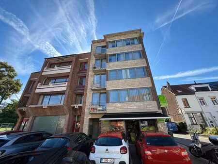 woluwe saint pierre- appartement (1ch/1sdb)