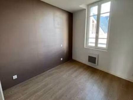 location appartement 2 pièces à dinard (35800) : à louer 2 pièces / 37m² dinard