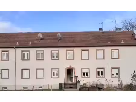 location - appartement t4 - 79m2 - château-salins