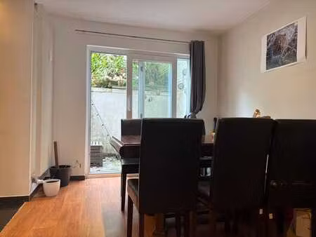 cinquantenaire - ideally located 1-bedroom apartment!
