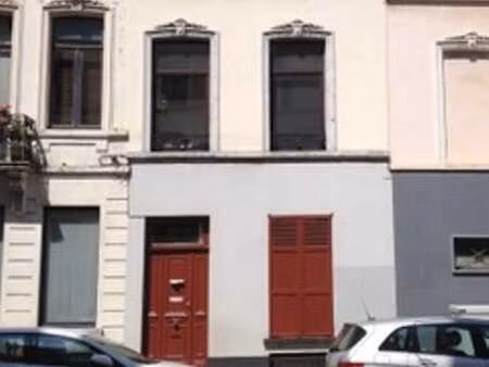appartement 1 chambre à louer à saint-gilles