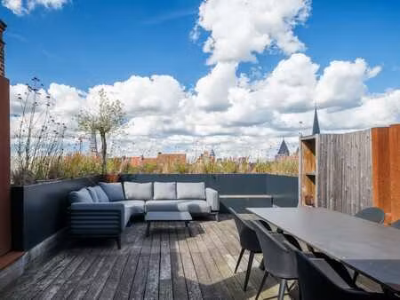 stijlvol en lichtrijk appartement met uitzonderlijk terra...