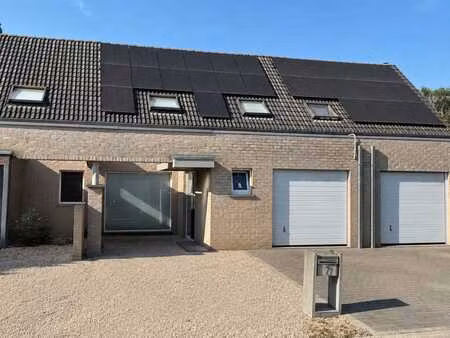 open huis zaterdag 8-08 van 16u-17u. klassevolle rijwonin...