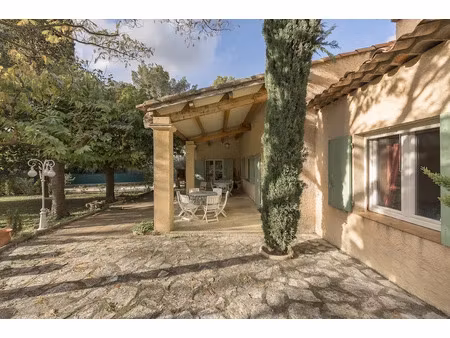 vente maison 7 pièces 200 m² à aix-en-provence (13090)  1 290 000 €