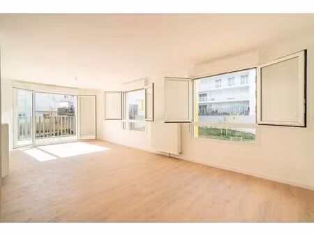 appartement de 4 pièces de 84 m² à la courneuve