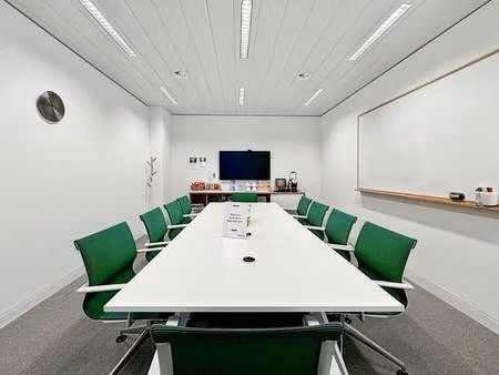 bien professionnel à louer à etterbeek € 6.437 (lkv6m) - iwg | zimmo