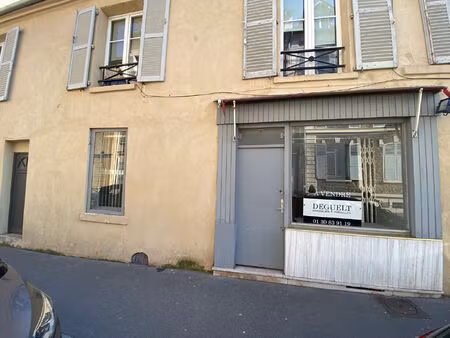 local d'activité 37.210 m2