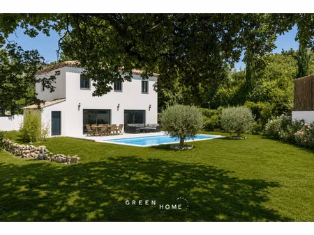 maison de luxe à vendre à le puy-sainte-réparade