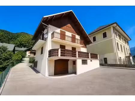 vente appartement 3 pièces 55 m² à saint-georges-des-hurtières (73220)  161 500 €